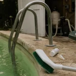 Piscine eau verte : tests pH, filtration et traitement choc